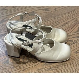 Unlisted 90s Y2K Women's Closed Toe Ivory Chunky Block Heel Pumps Shoes Sz 7